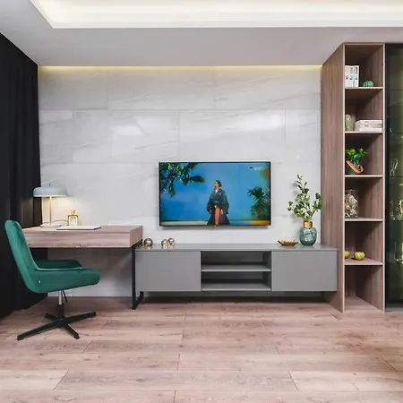 Elegant Business Apartment