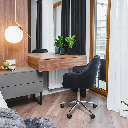 Elegant Business Apartment *