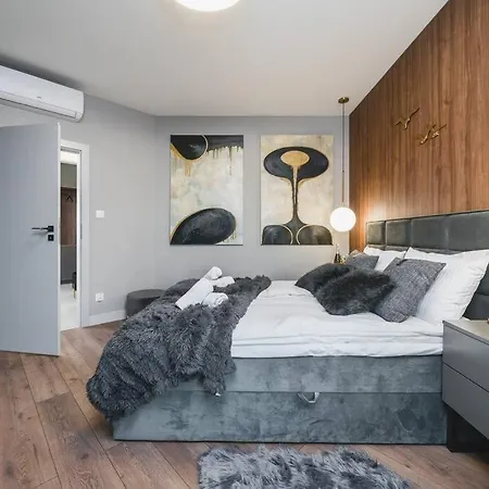 Elegant Business Apartment